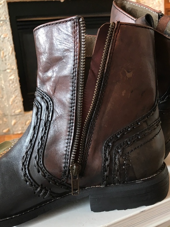 BED STU REVOLUTION TWO-TONED DISTRESSED BLACK BROWN LEATHER WESTERN GRUNGE BOOTS main image 2